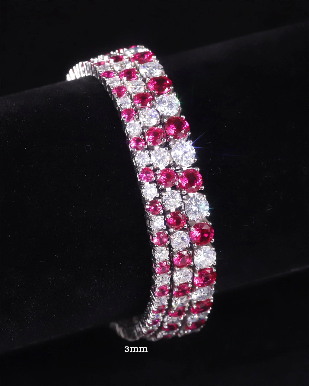 Pulsera de tenis con rubí de laboratorio y moissanita