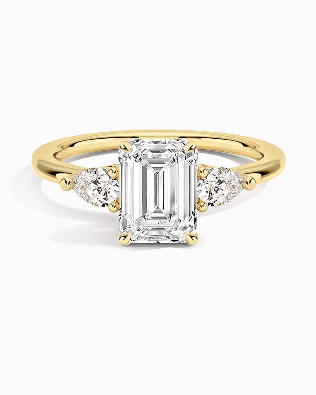 Anillo de moissanita de lujo con esmeralda