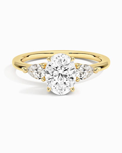 Luxe Moissanite Ring-Oval