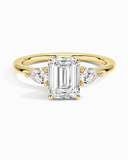 Luxe Moissanite Ring-Emerald