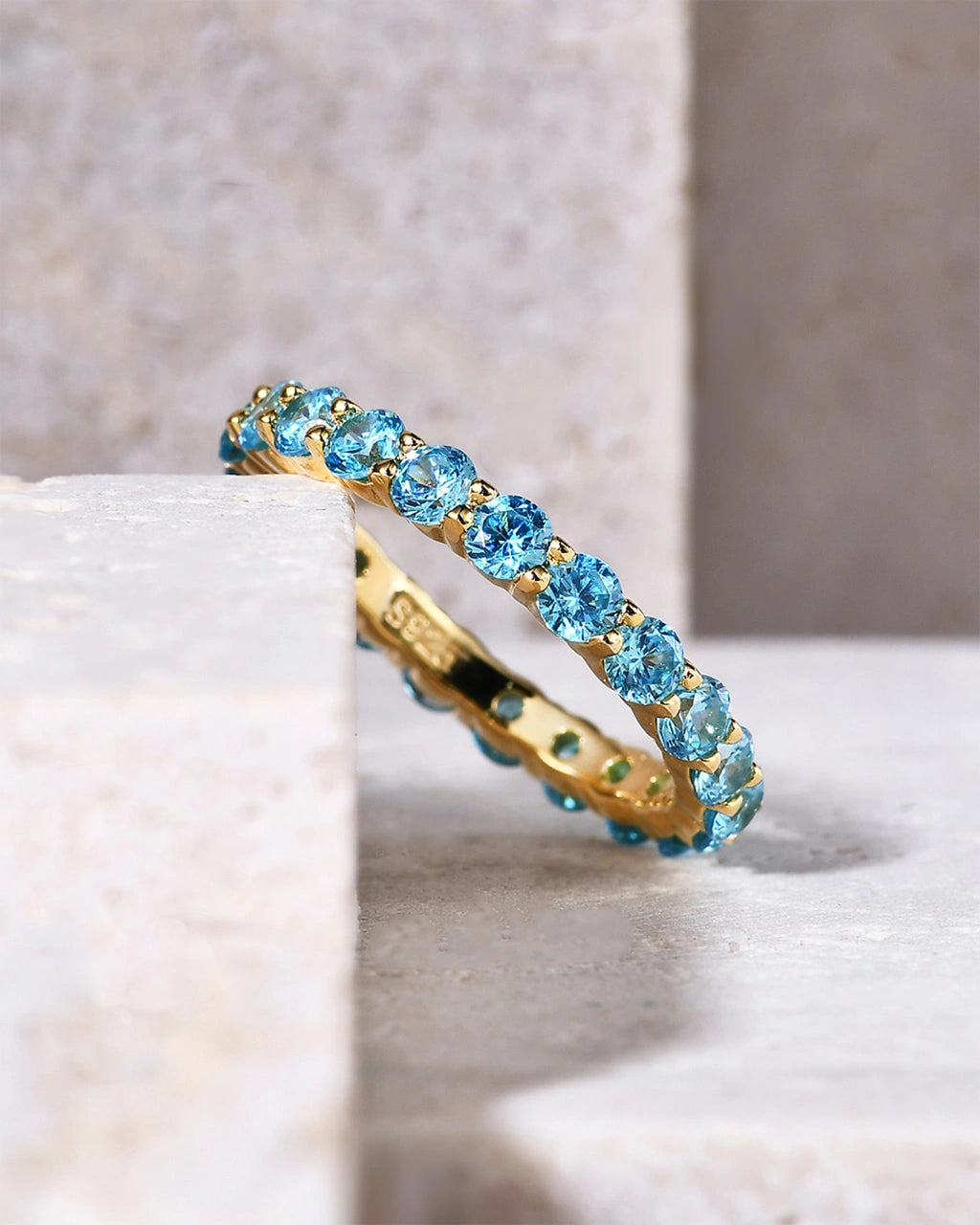 Band Ring-Cubic Zirconia